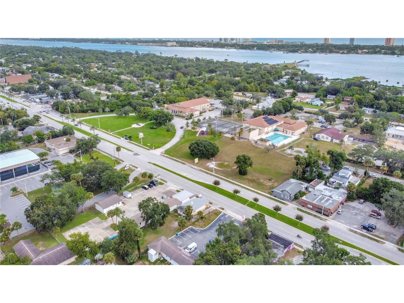 1028 Ridgewood Avenue Daytona Beach FL 32117 V4937800 image12