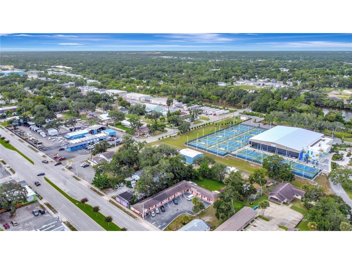 1028 Ridgewood Avenue Daytona Beach FL 32117 V4937800 image14