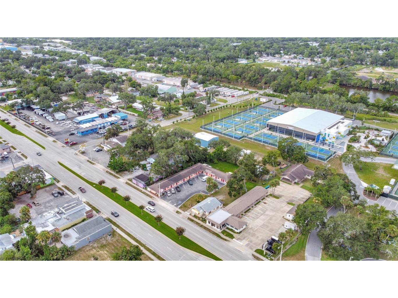 1028 Ridgewood Avenue Daytona Beach FL 32117 V4937800 image15