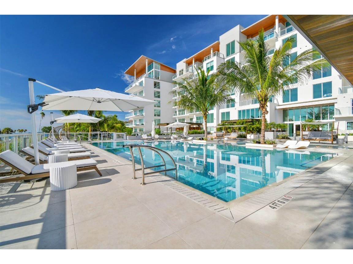 1028 Sunset Point Road #R10 Clearwater FL 33755 TB8304323 image6