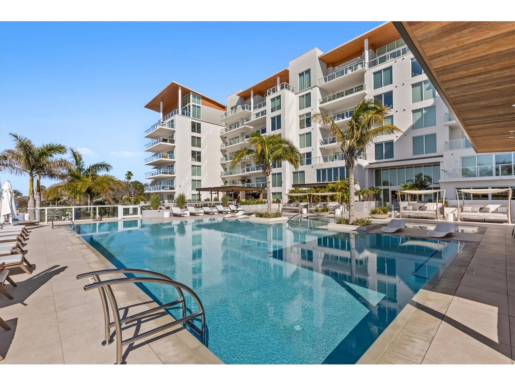 1028 Sunset Point Road #R6 Clearwater FL 33755 TB8412209 image10