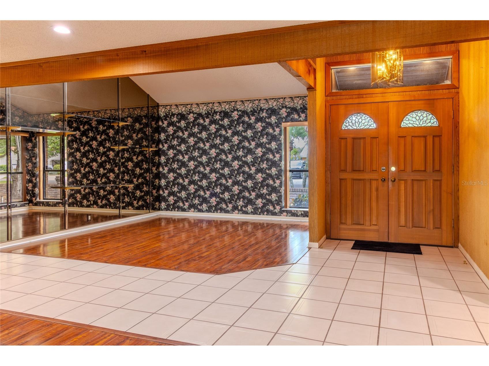 1028 Sylvia Lane Tampa FL 33613 A4696111 image17