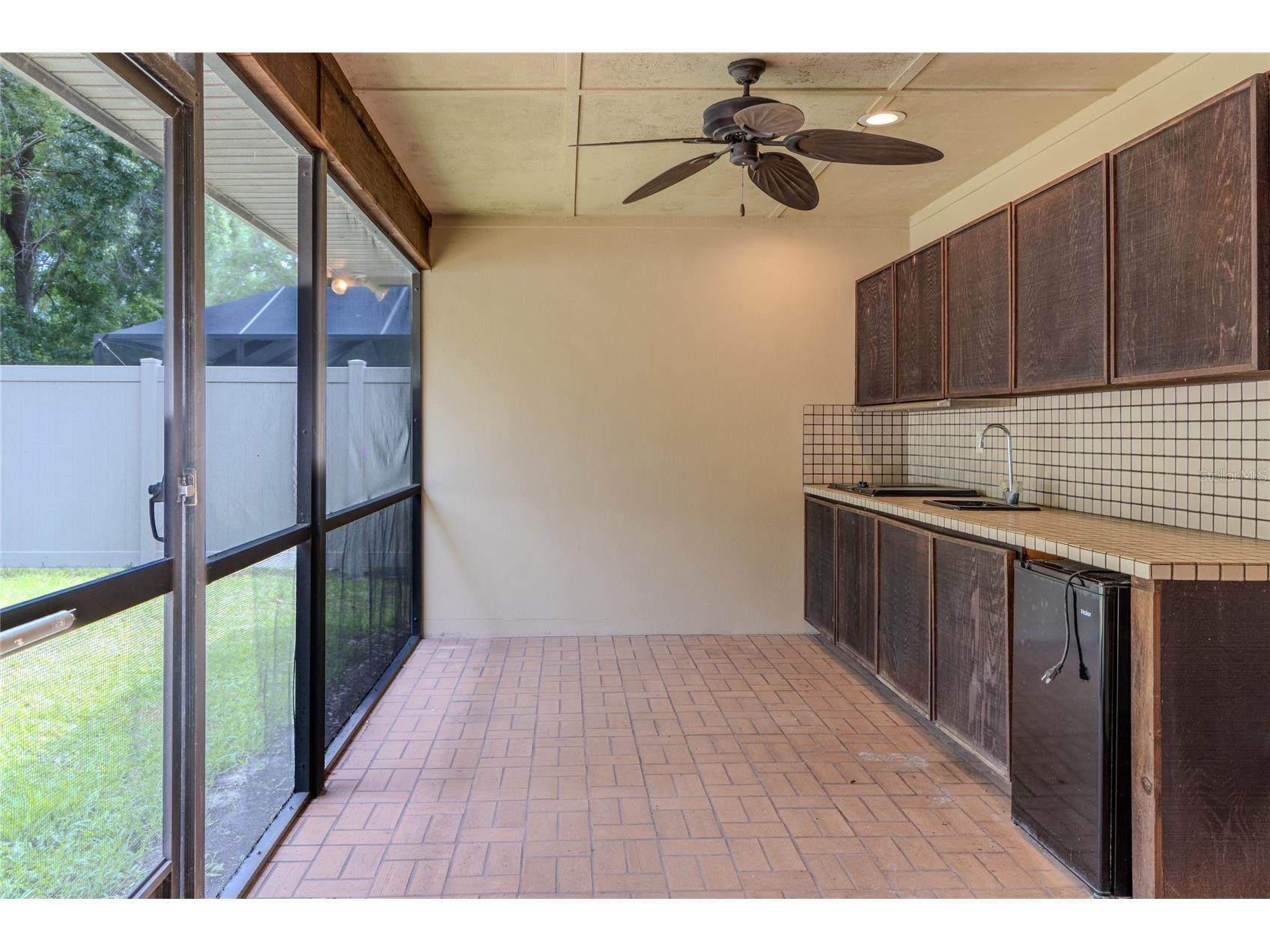 1028 Sylvia Lane Tampa FL 33613 A4696111 image36