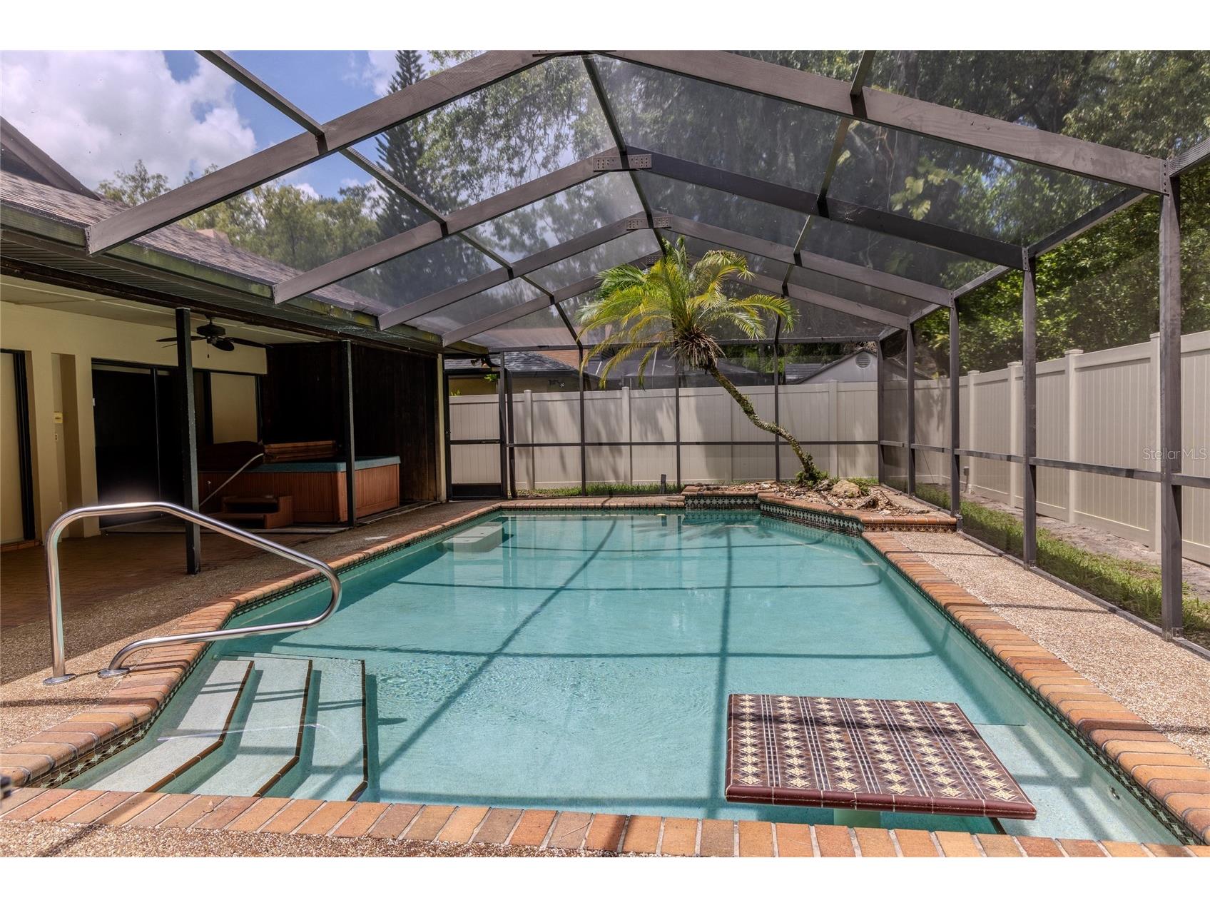 1028 Sylvia Lane Tampa FL 33613 A4696111 image40