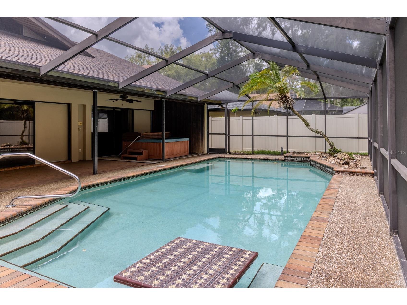 1028 Sylvia Lane Tampa FL 33613 A4696111 image41