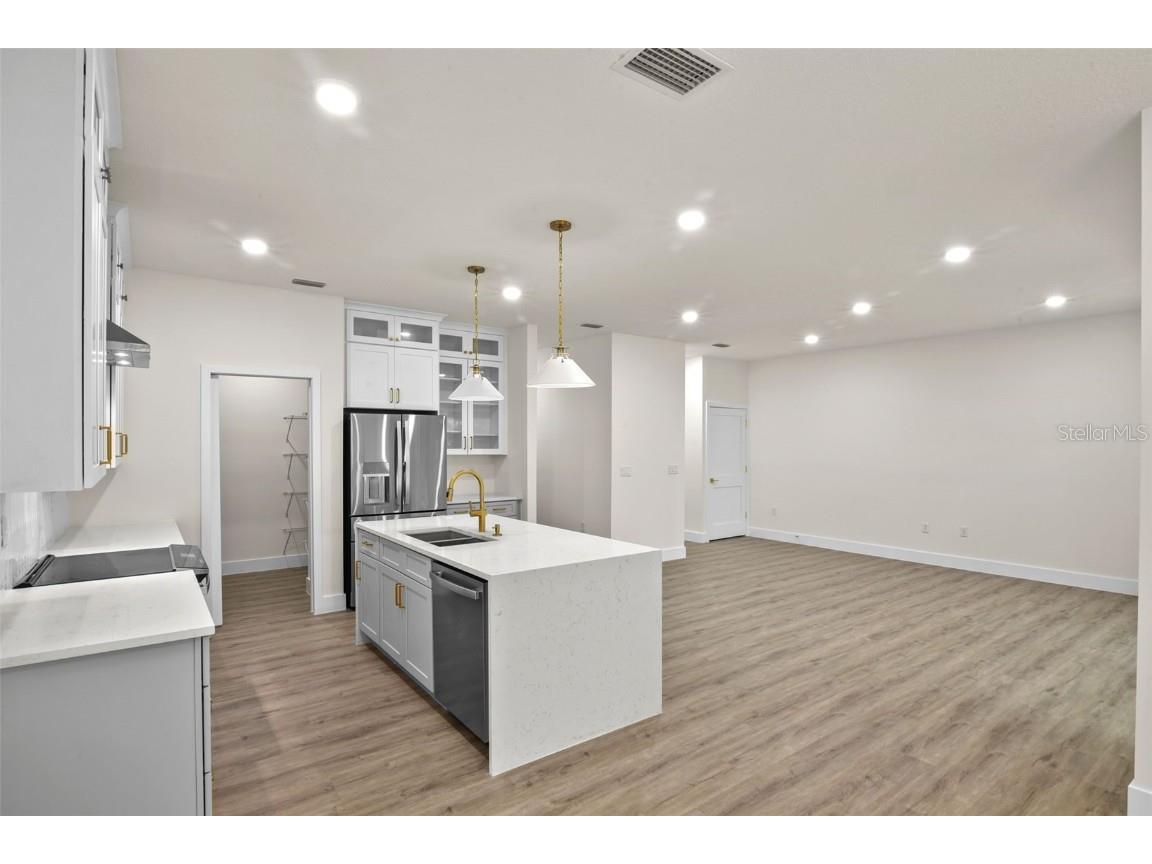 1028 Wilks Avenue Orlando FL 32809 O6338532 image18