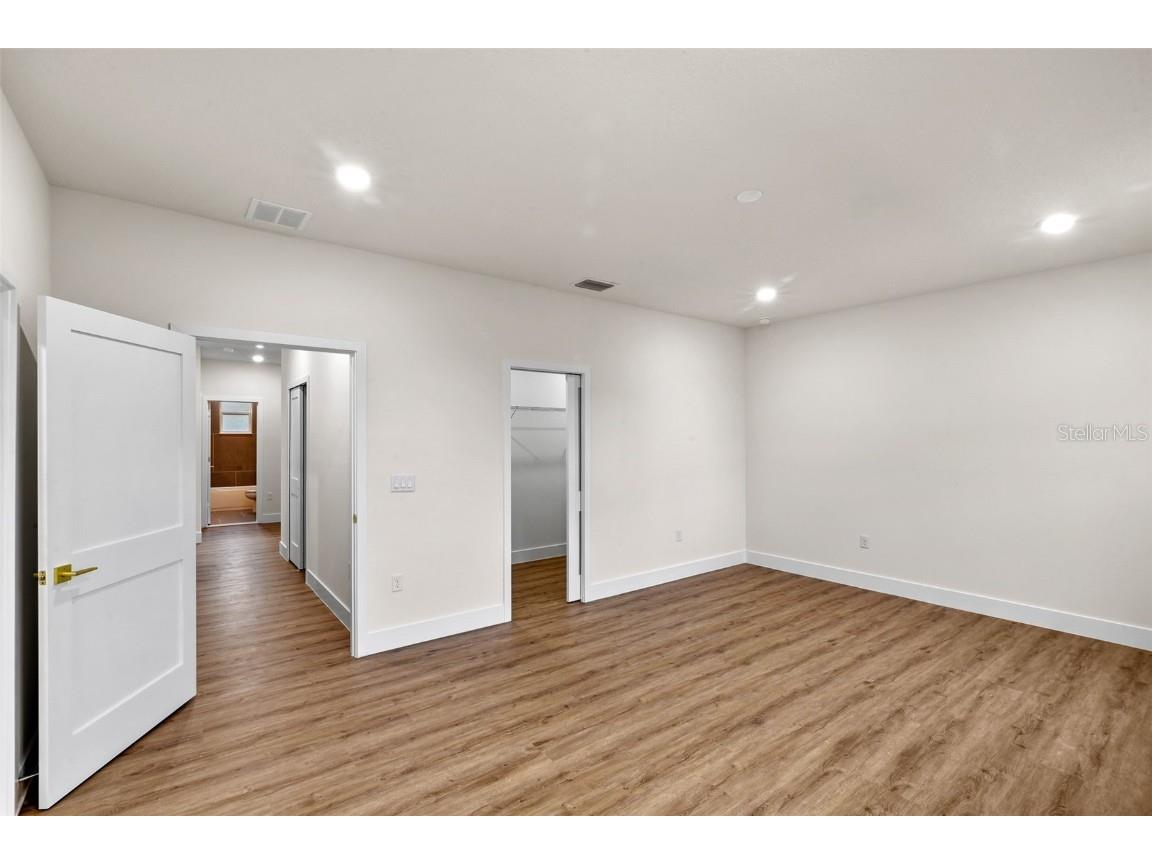 1028 Wilks Avenue Orlando FL 32809 O6338532 image35