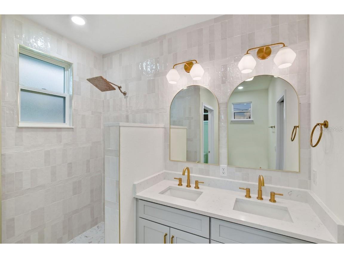 1028 Wilks Avenue Orlando FL 32809 O6338532 image36