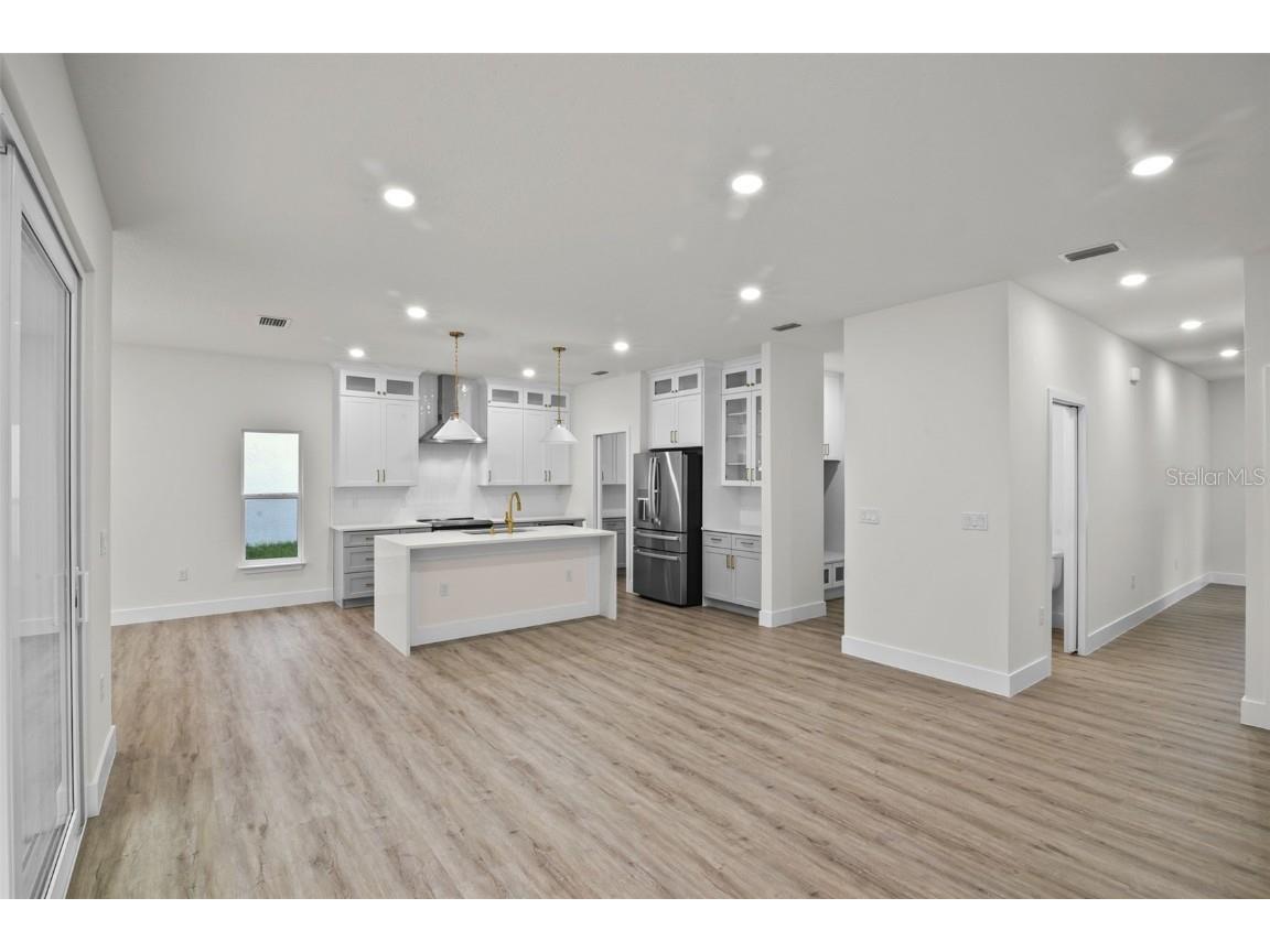 1028 Wilks Avenue Orlando FL 32809 O6338532 image8