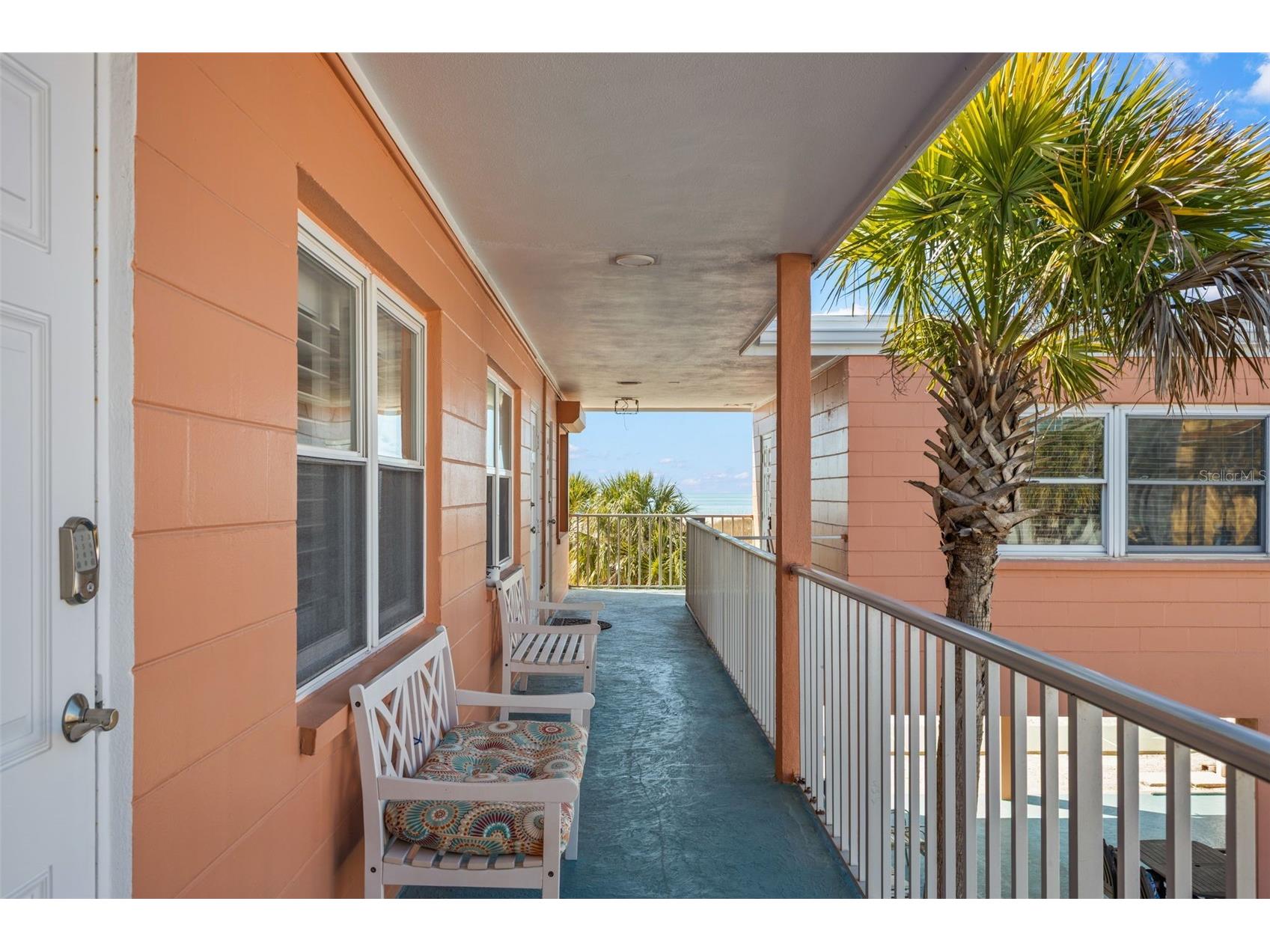 10280 Gulf Boulevard #25 Treasure Island FL 33706 TB8472356 image1