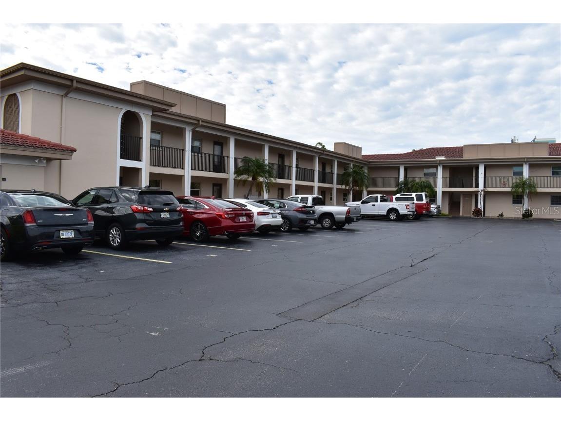 10280 Imperial Point Drive W #16 Largo FL 33774 - INTRACOASTAL WATERWAY U8226018 image1