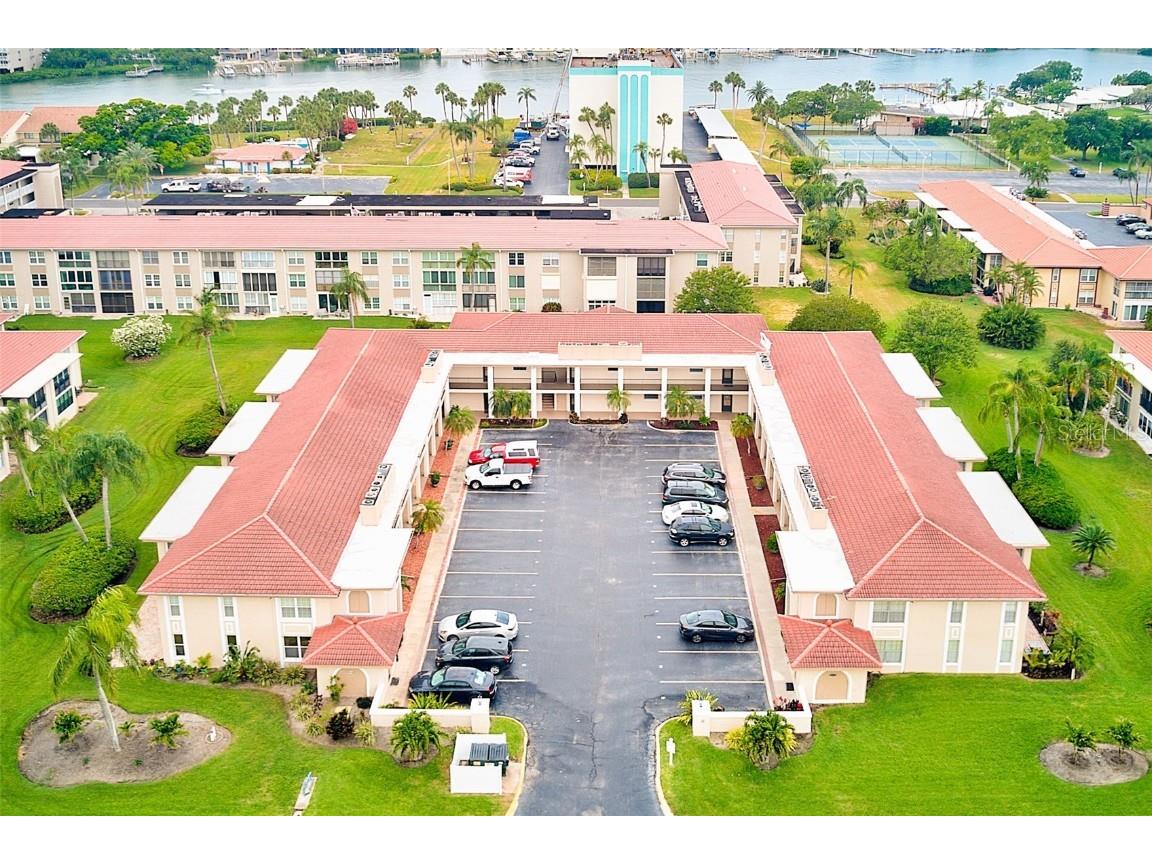 10280 Imperial Point Drive W #7 Largo FL 33774 - PINELLAS CO. INTERCOASTAL TB8426654 image2