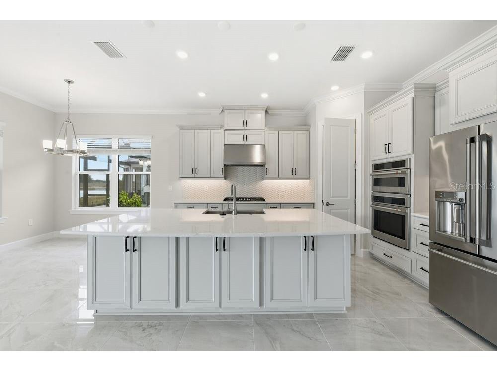 10280 Silent Night Lane Sarasota FL 34241 A4683027 image2