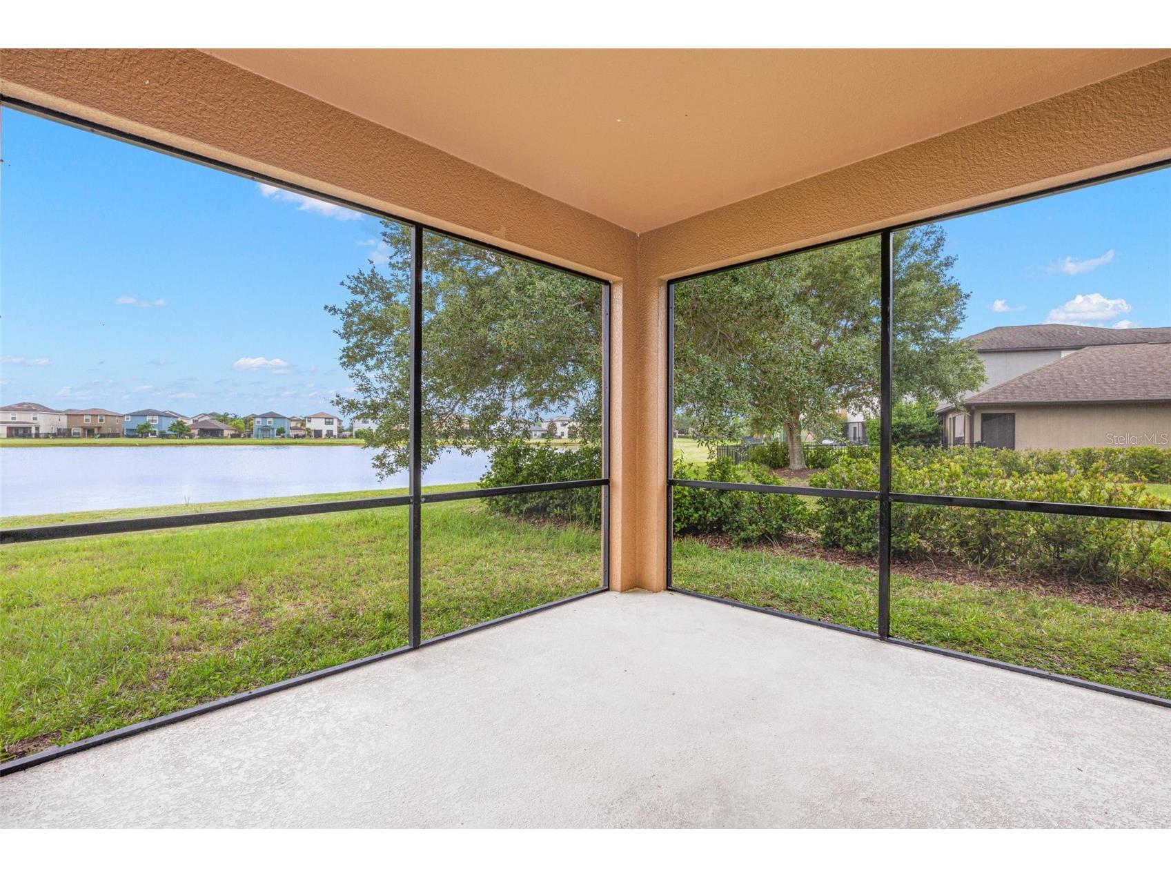 10284 Newminster Loop Ruskin FL 33573 TB8516942 image20