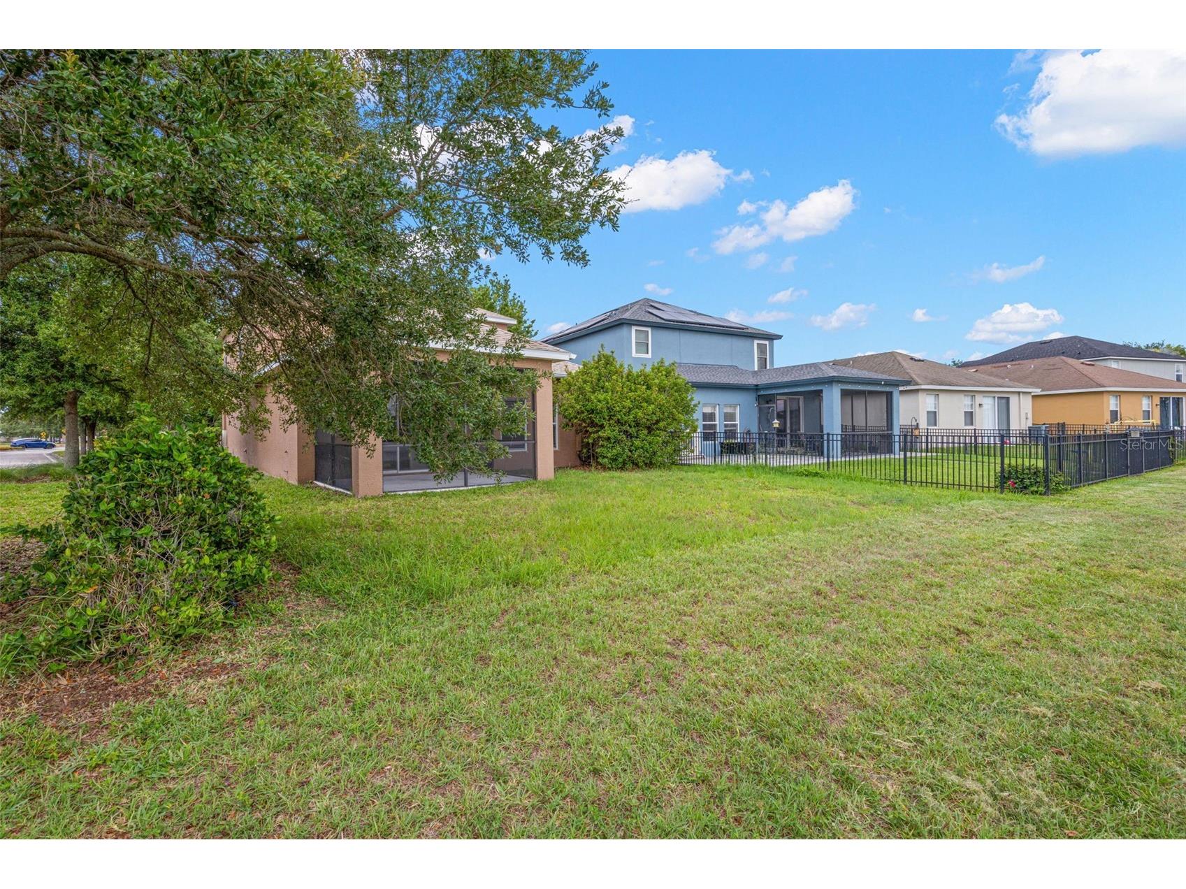 10284 Newminster Loop Ruskin FL 33573 TB8516942 image22