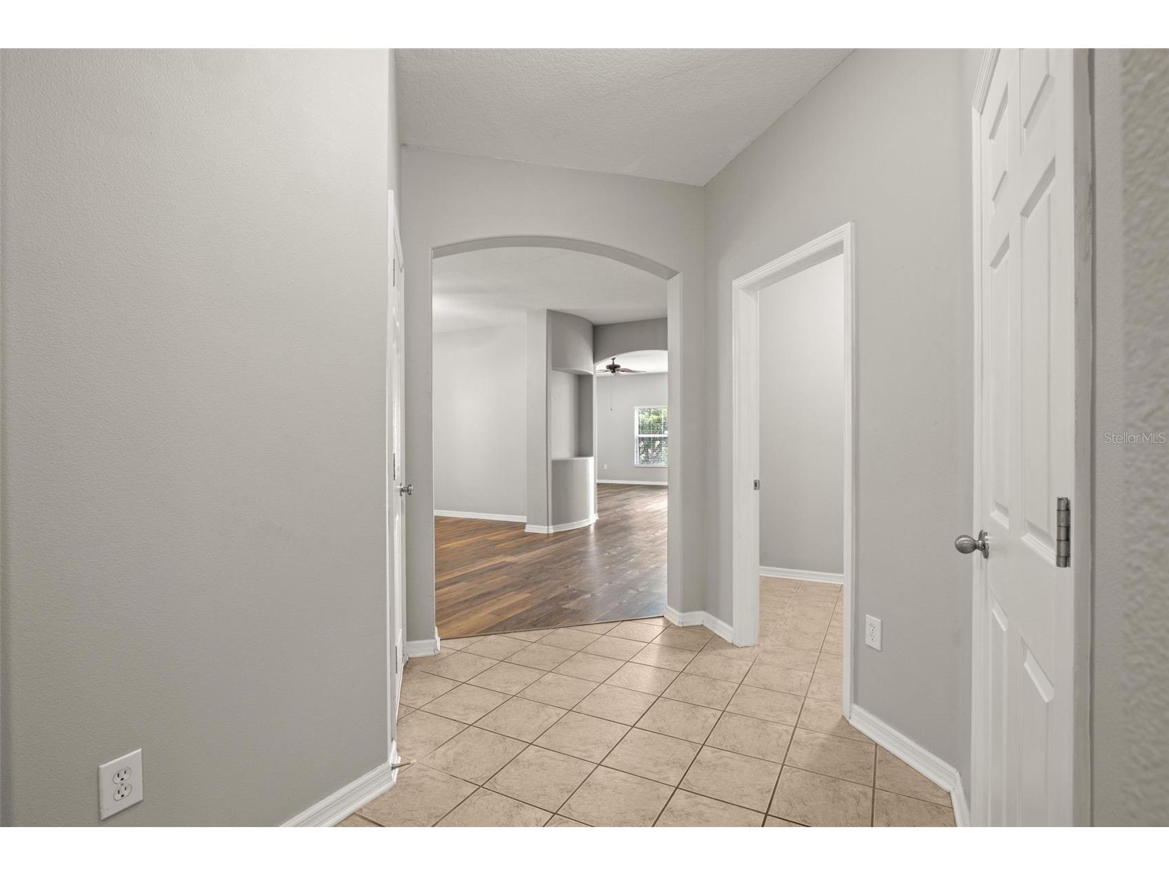 10284 Newminster Loop Ruskin FL 33573 TB8516942 image23