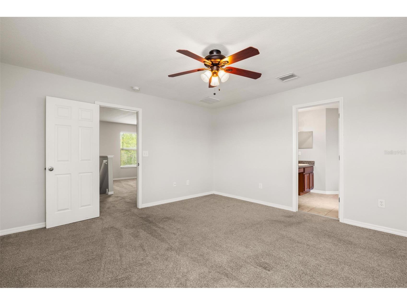 10284 Newminster Loop Ruskin FL 33573 TB8516942 image32