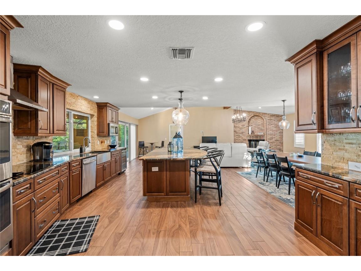 10285 Barry Drive Largo FL 33774 TB8431682 image14