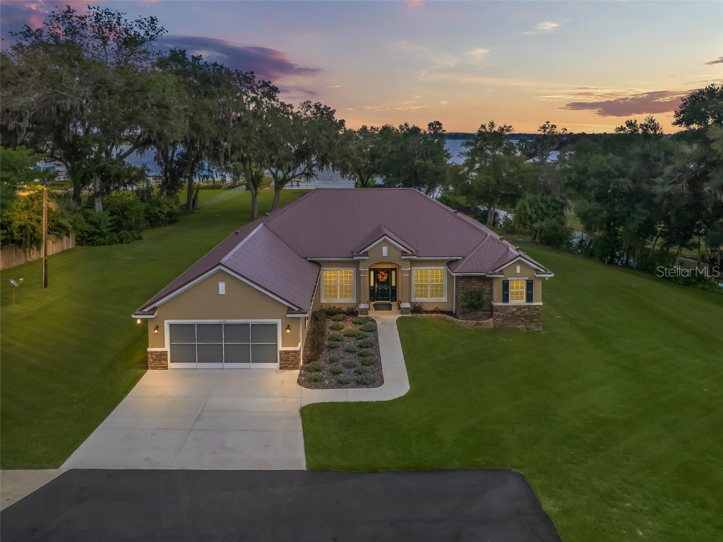 10285 SE Sunset Harbor Road Summerfield FL 34491 - LAKE WEIR OM665854 image1