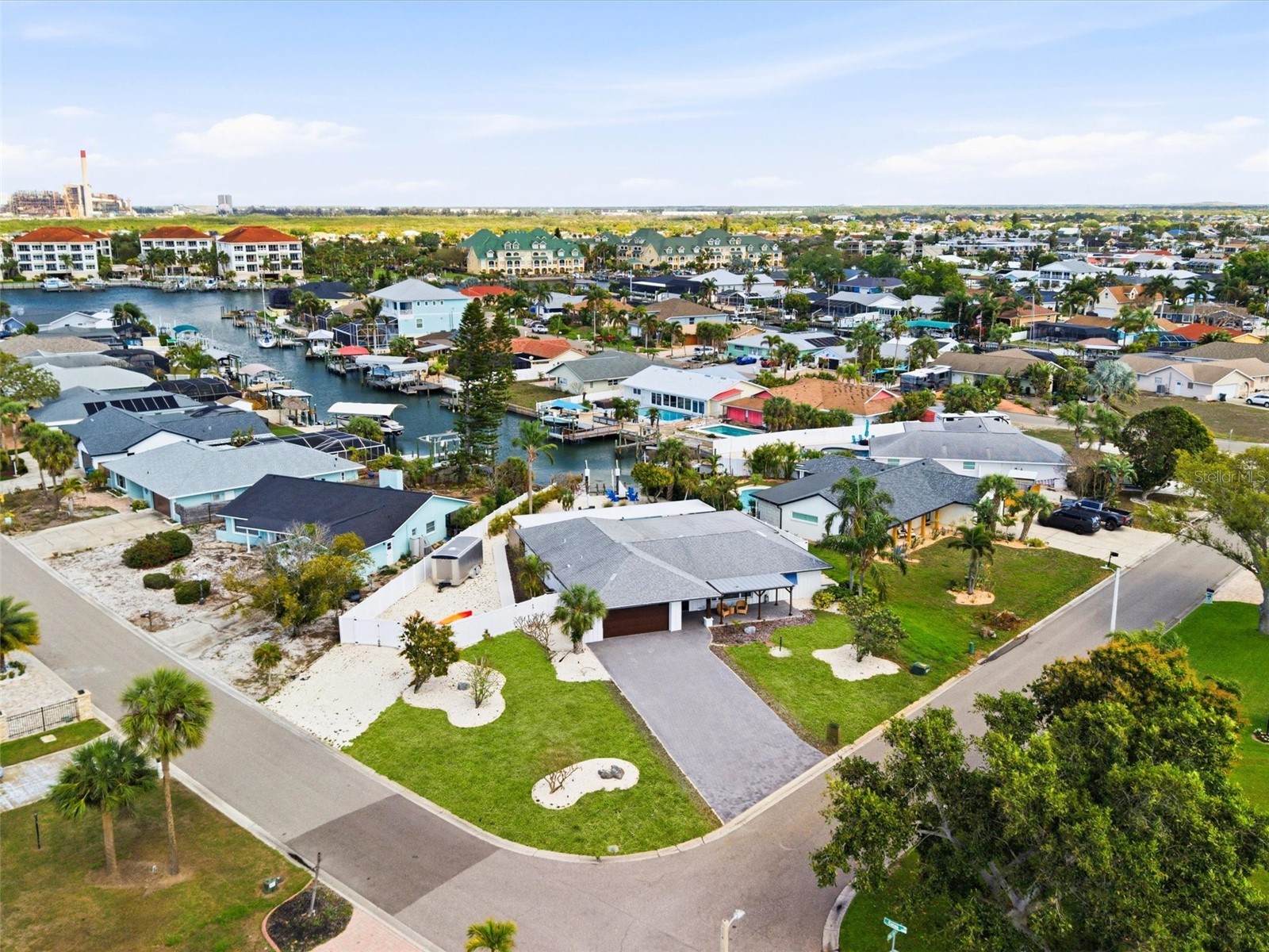 1029 Bal Harbour Drive Apollo Beach FL 33572 - TAMPA BAY TB8487743 image3