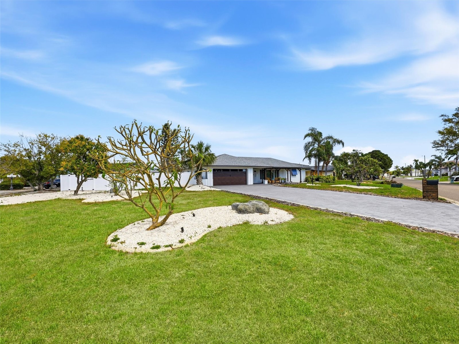 1029 Bal Harbour Drive Apollo Beach FL 33572 - TAMPA BAY TB8487743 image5