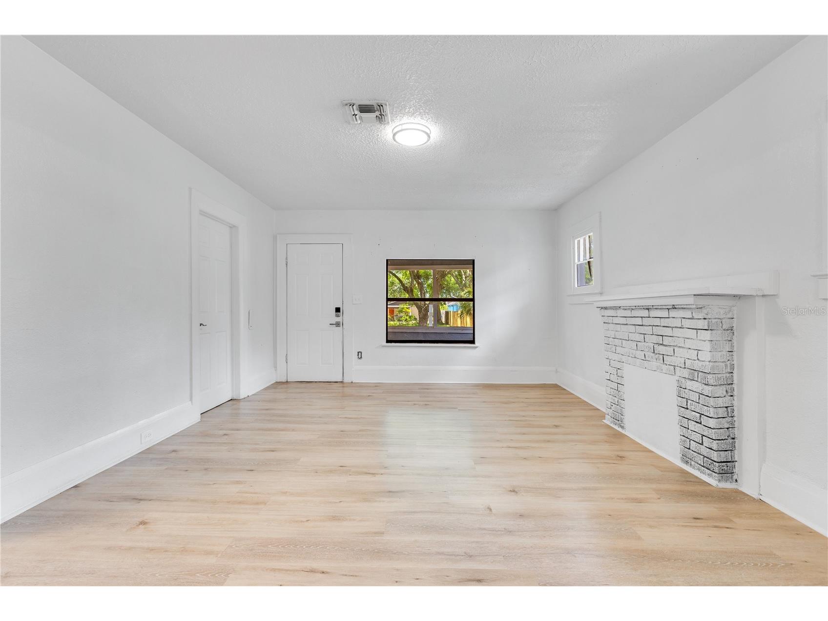 1029 Colyer Street Orlando FL 32805 O6401457 image12