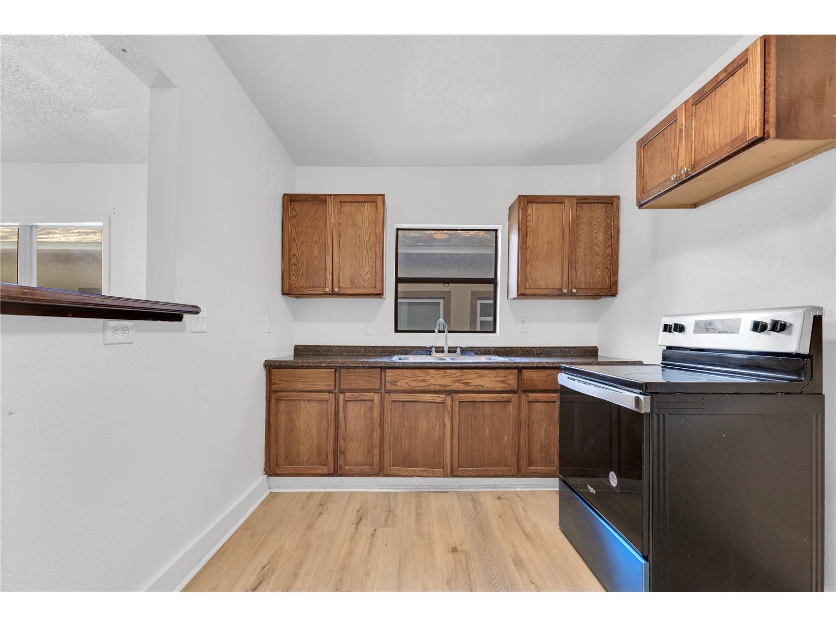1029 Colyer Street Orlando FL 32805 O6401457 image8