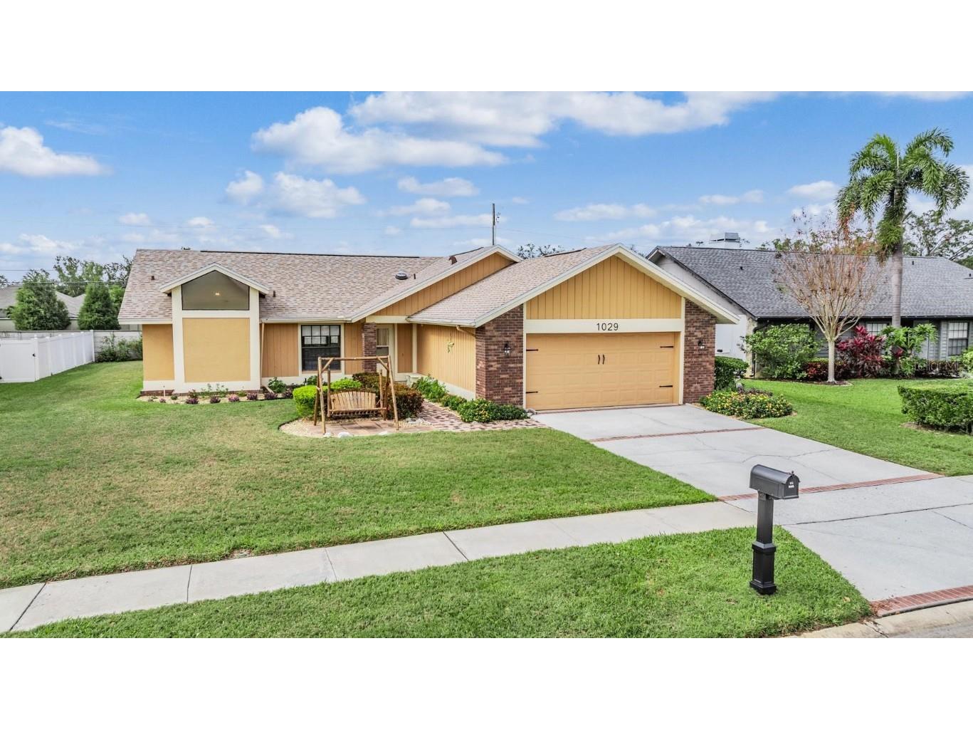 1029 Falcon Ridge Lane Palm Harbor FL 34683 TB8336876 image1