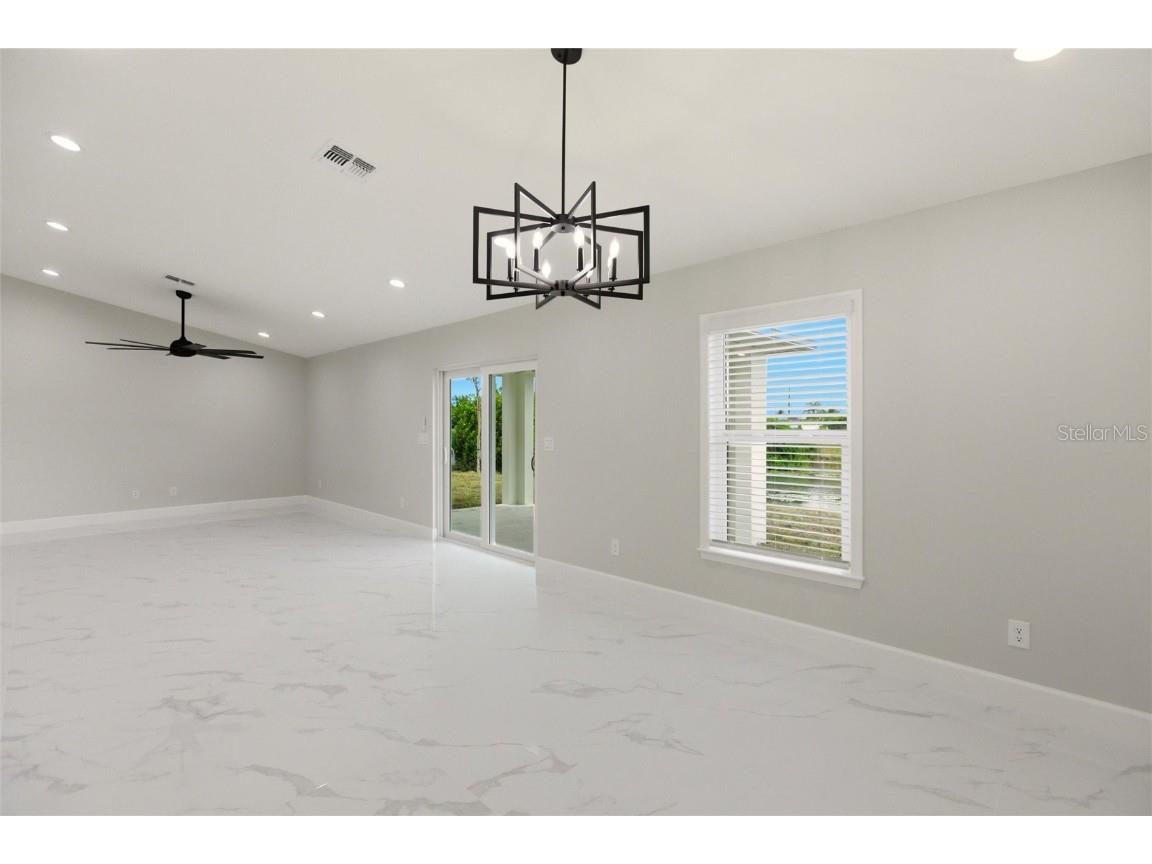 1029 NE 13th Place Cape Coral FL 33909 C7510235 image10
