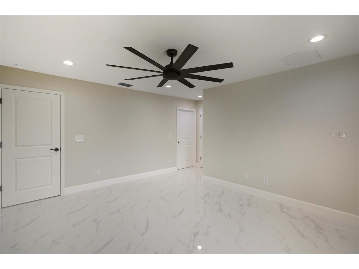 1029 NE 13th Place Cape Coral FL 33909 C7510235 image19