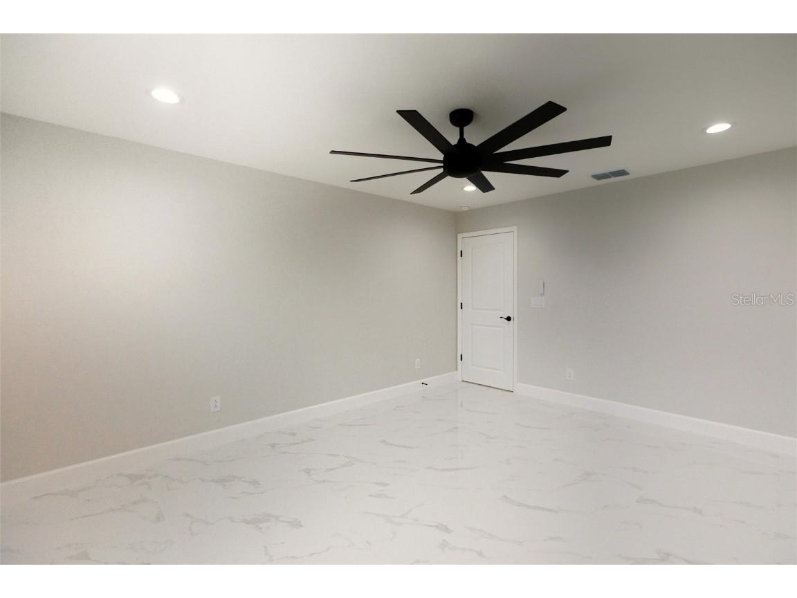 1029 NE 13th Place Cape Coral FL 33909 C7510235 image20