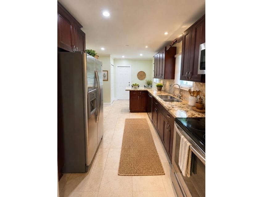 1029 W Country Club Circle Plantation FL 33317 TB8519937 image5