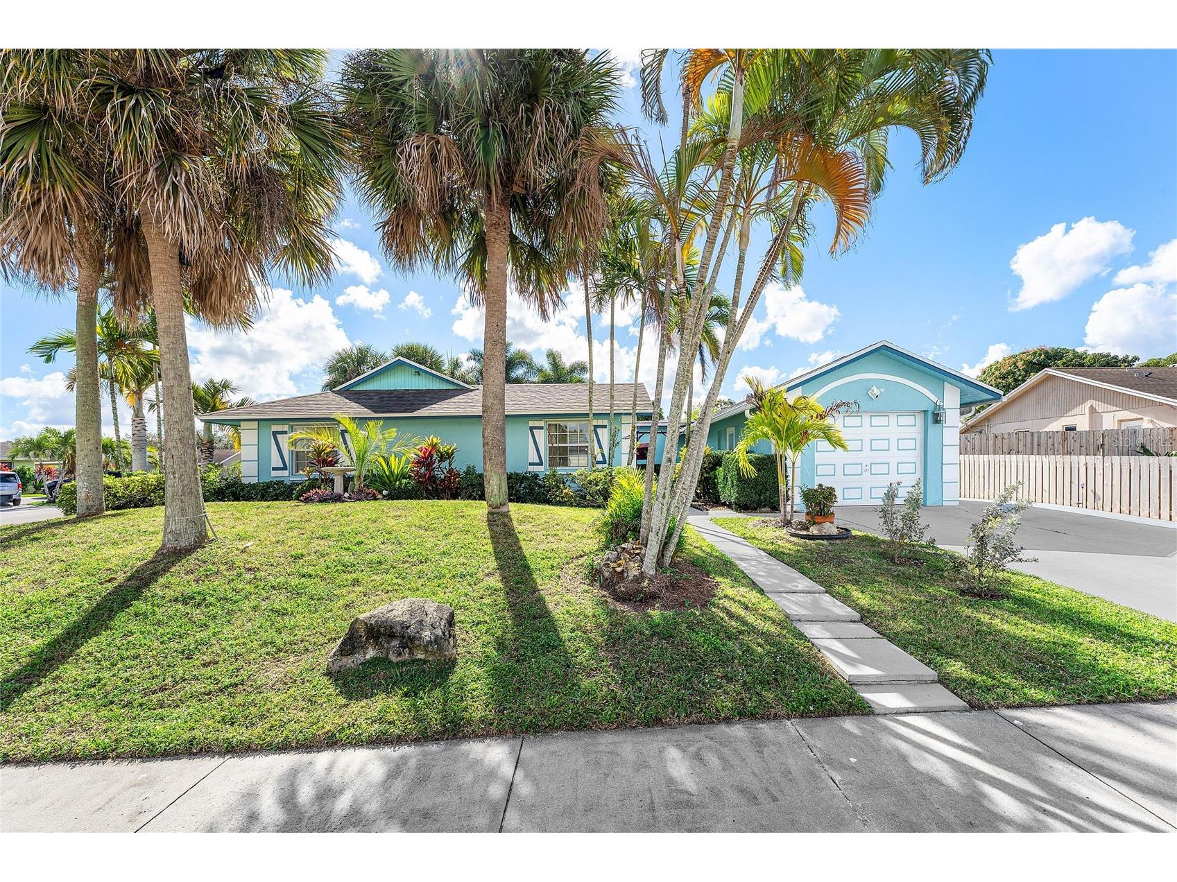 10290 Carmen Lane Royal Palm Beach FL 33411 OM716513 image2