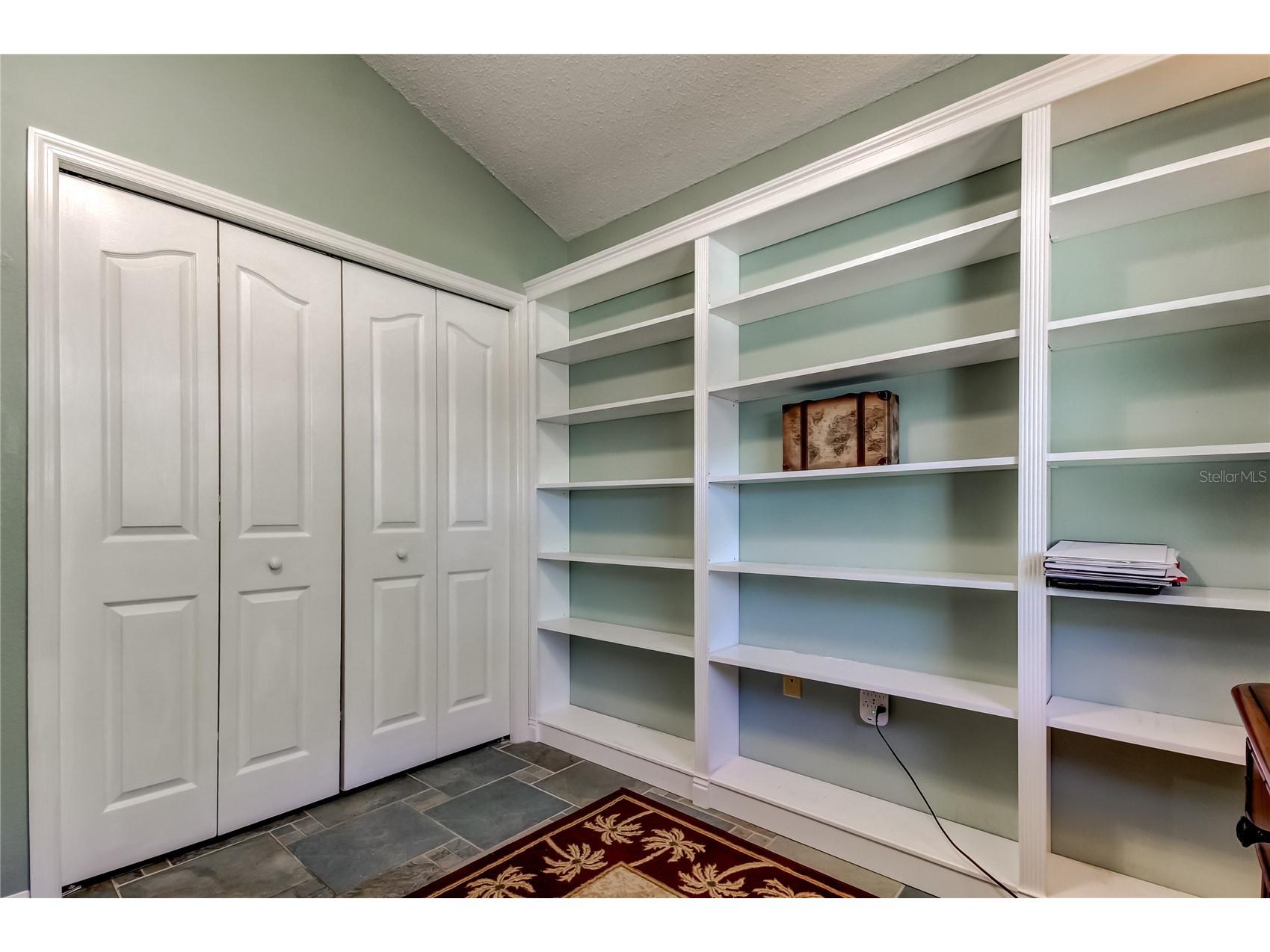 10290 Oasis Palm Drive Tampa FL 33615 TB8489051 image26