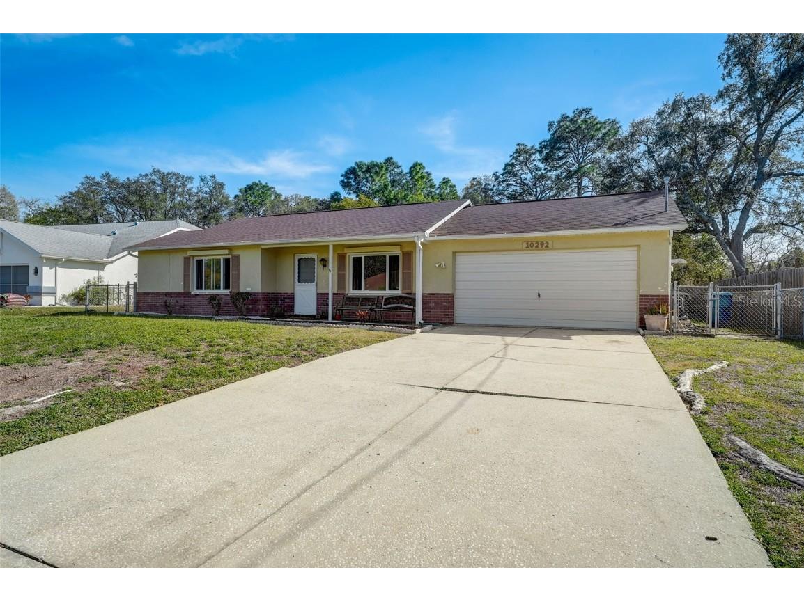 10292 Musa Road Spring Hill FL 34608 W7862470 image1
