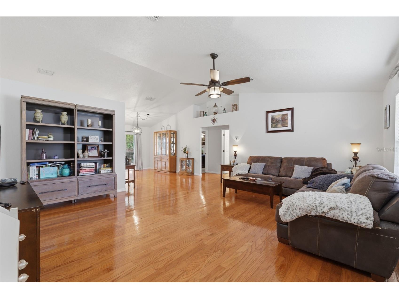 10294 Dotted Wren Avenue Weeki Wachee FL 34613 W7883992 image4