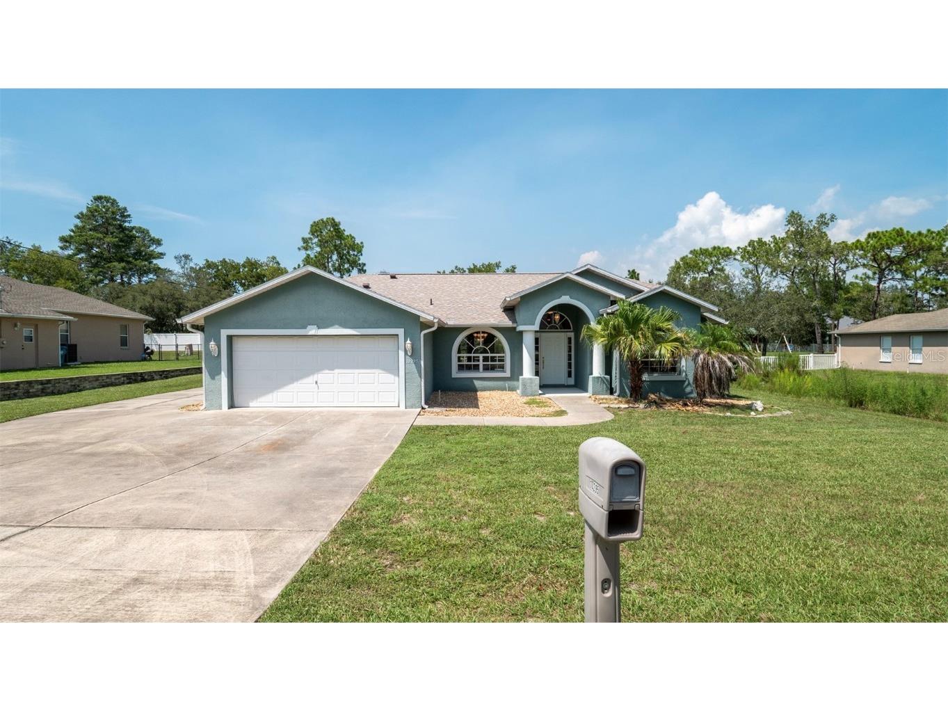 10295 Dotted Wren Avenue Weeki Wachee FL 34613 W7878347 image1