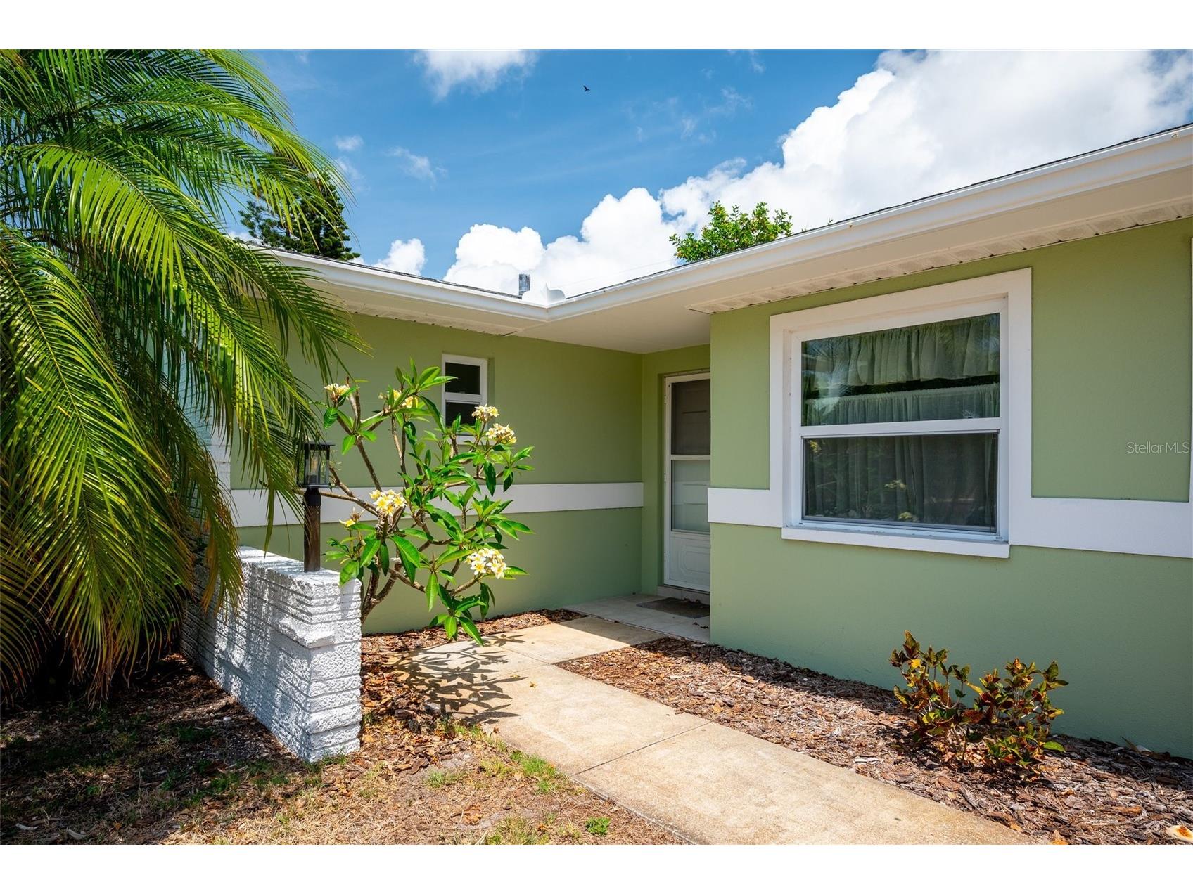 10297 Hetrick Circle E Largo FL 33774 TB8504264 image2