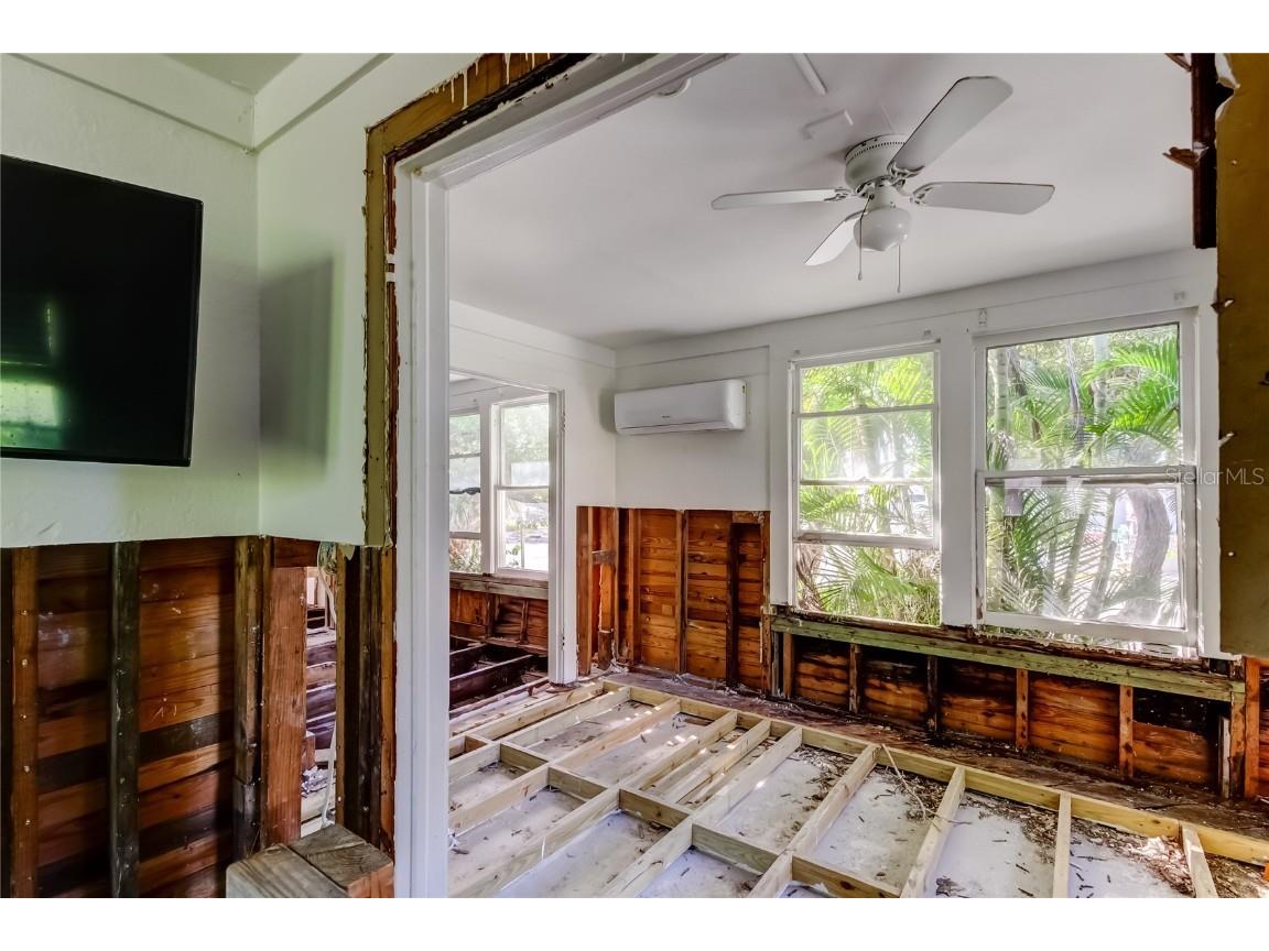 103 & 105 1st Avenue Saint Pete Beach FL 33706 TB8435126 image11