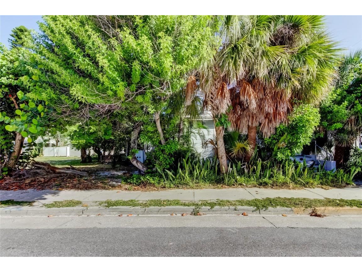 103 & 105 1st Avenue Saint Pete Beach FL 33706 TB8435126 image12