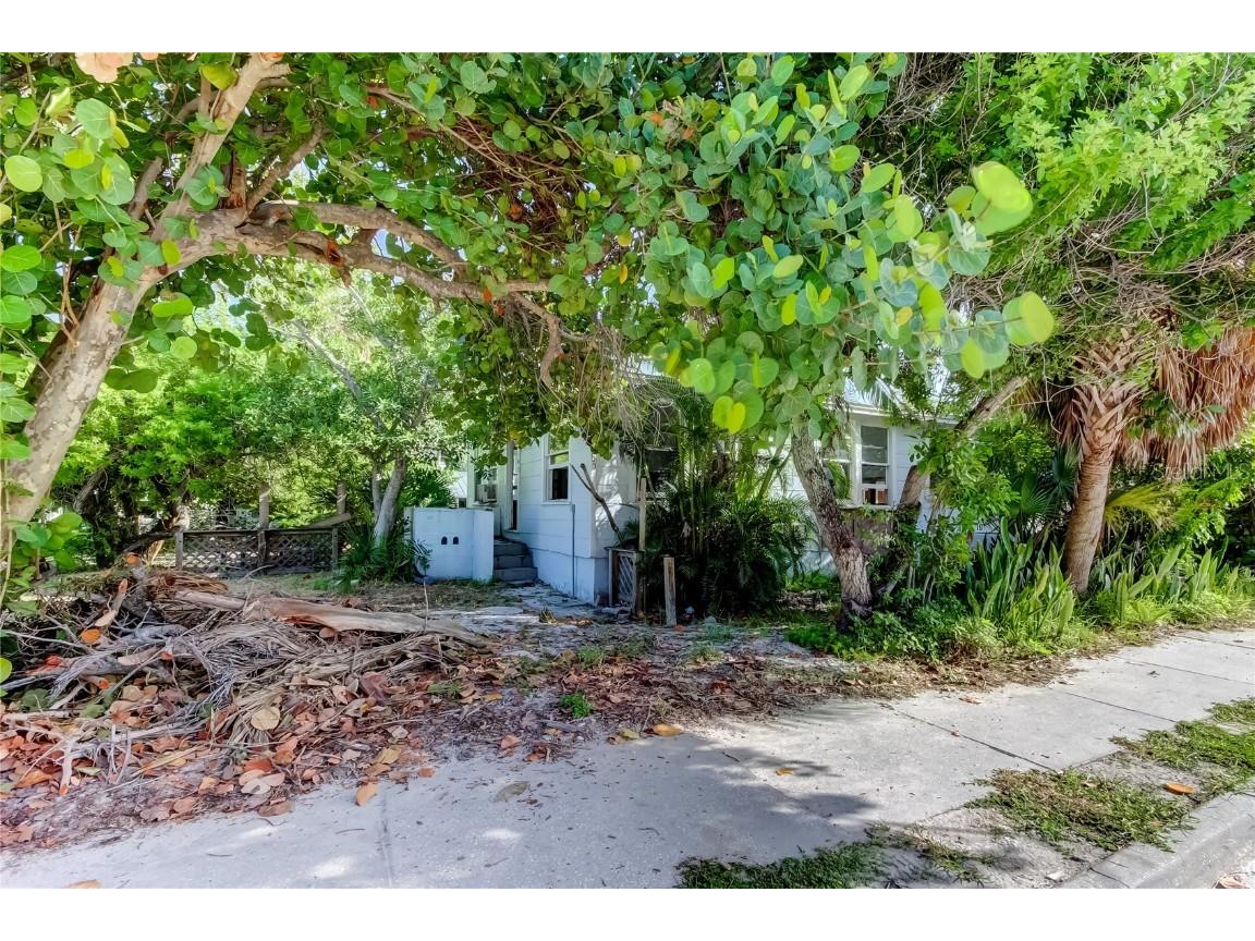 103 & 105 1st Avenue Saint Pete Beach FL 33706 TB8435126 image13