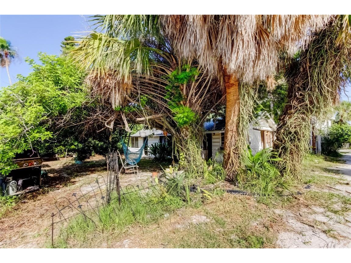 103 & 105 1st Avenue Saint Pete Beach FL 33706 TB8435126 image16