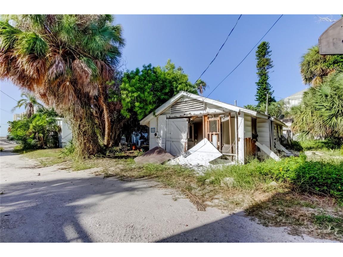 103 & 105 1st Avenue Saint Pete Beach FL 33706 TB8435126 image4