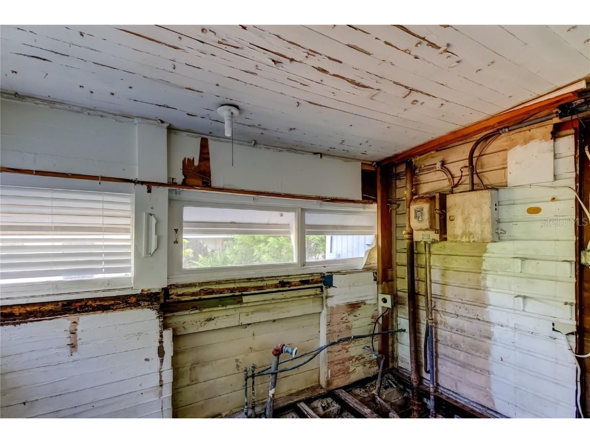 103 & 105 1st Avenue Saint Pete Beach FL 33706 TB8435126 image8