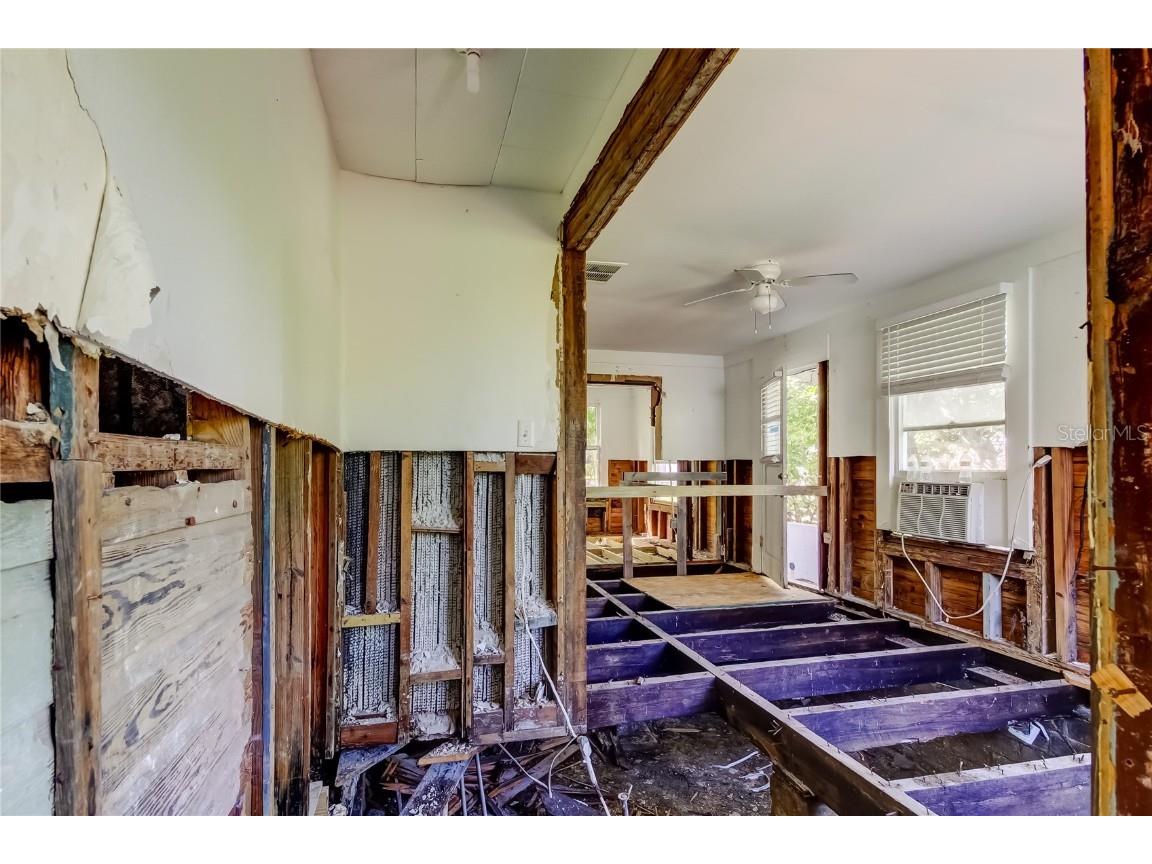 103 & 105 1st Avenue Saint Pete Beach FL 33706 TB8435126 image9