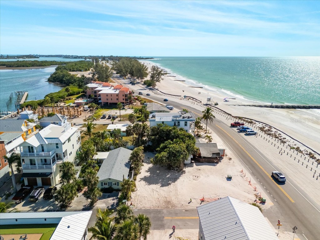 103 12th Street S Bradenton Beach FL 34217 A4672347 image3