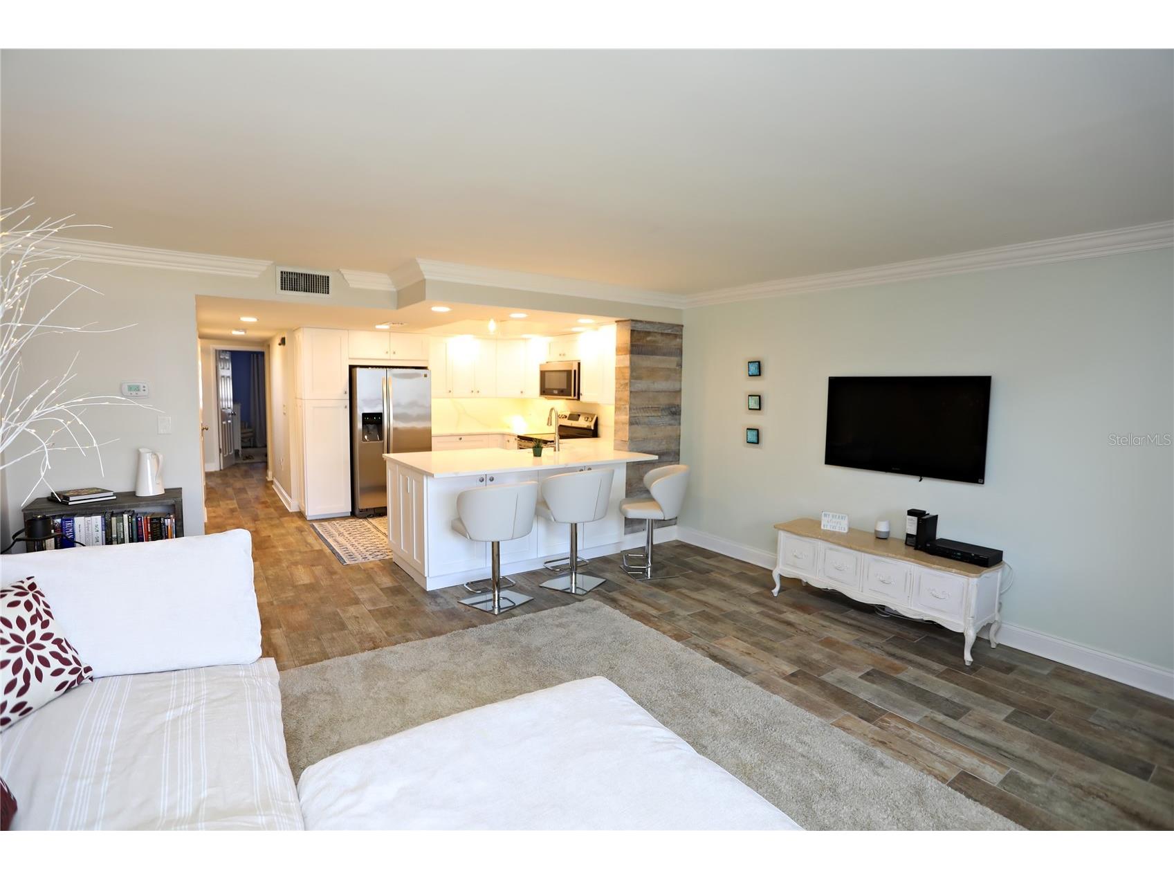103 1st Street E #113 Tierra Verde FL 33715 - TAMPA BAY TB8514083 image10