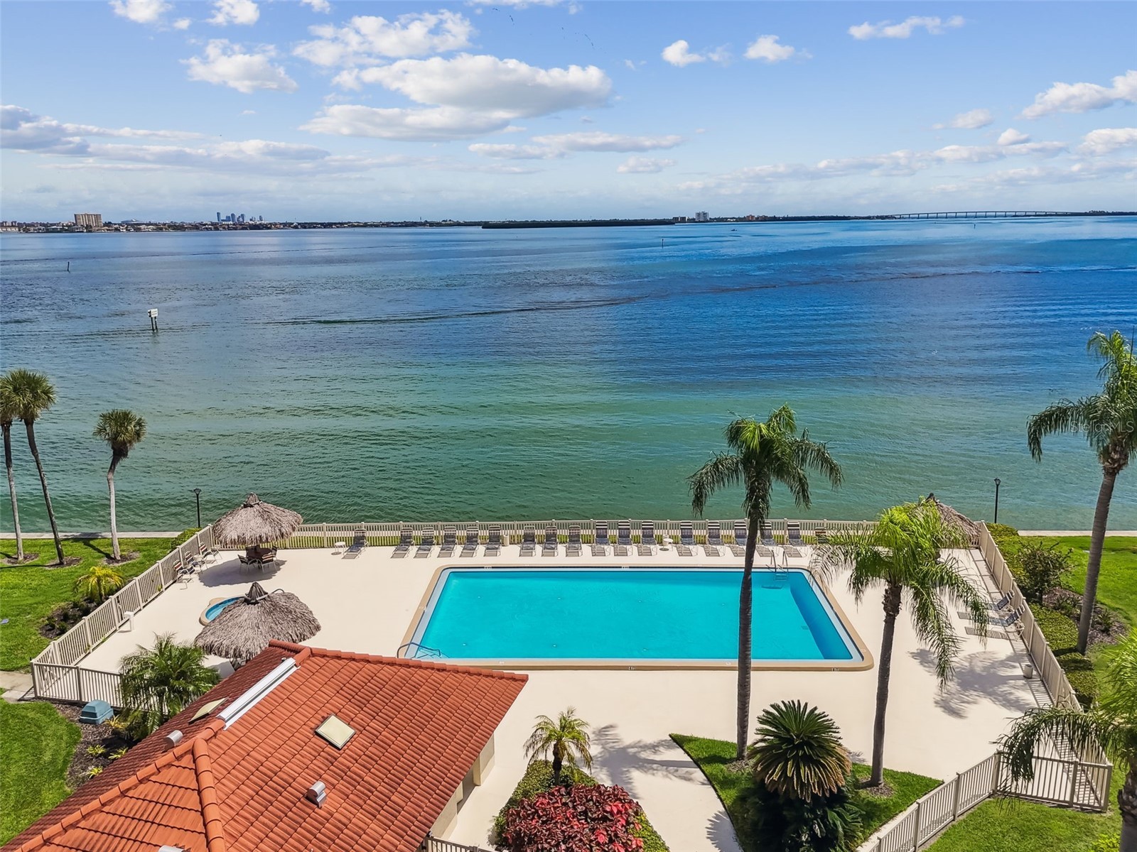 103 1st Street E #115 Saint Petersburg FL 33715 TB8532421 image20