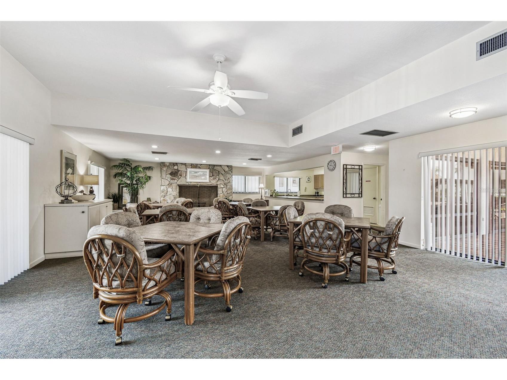 103 1st Street E #115 Saint Petersburg FL 33715 TB8532421 image28