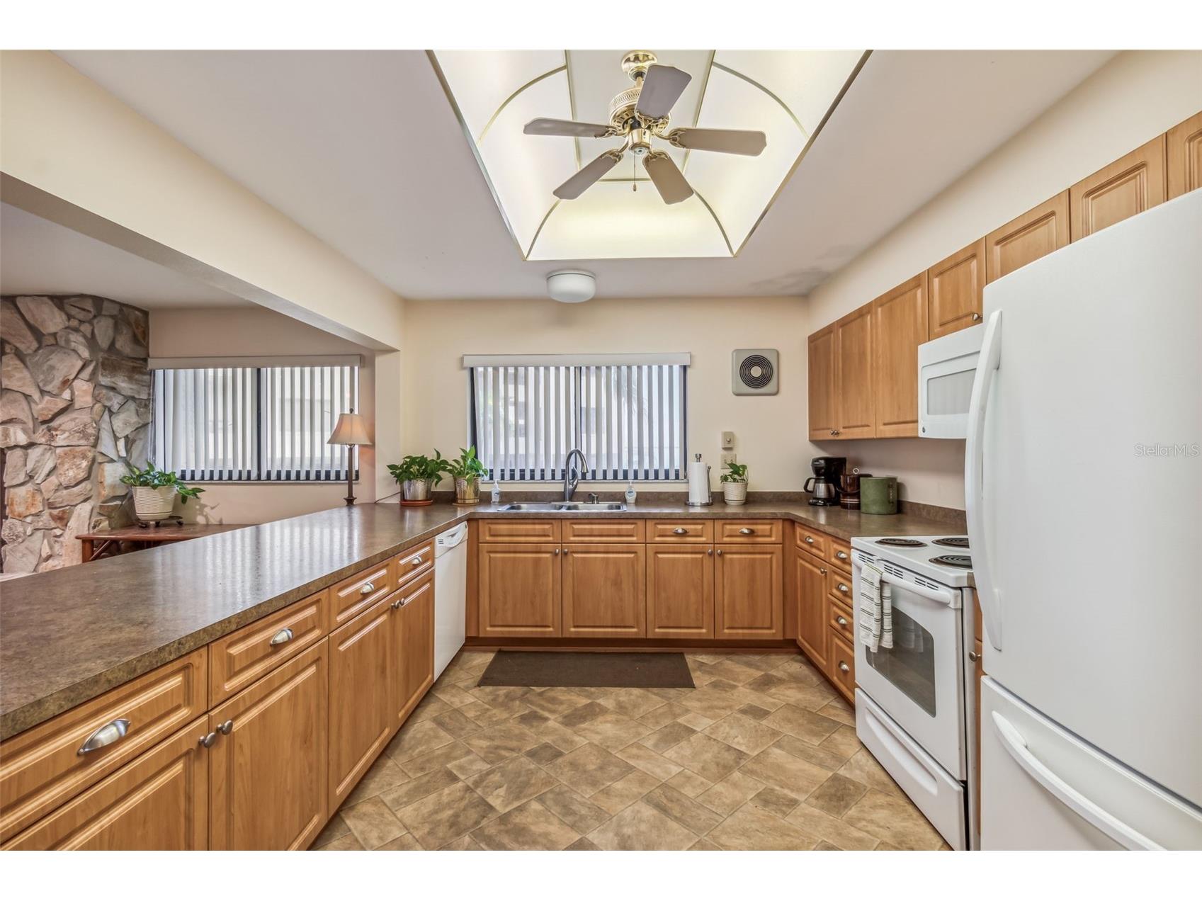 103 1st Street E #115 Saint Petersburg FL 33715 TB8532421 image31